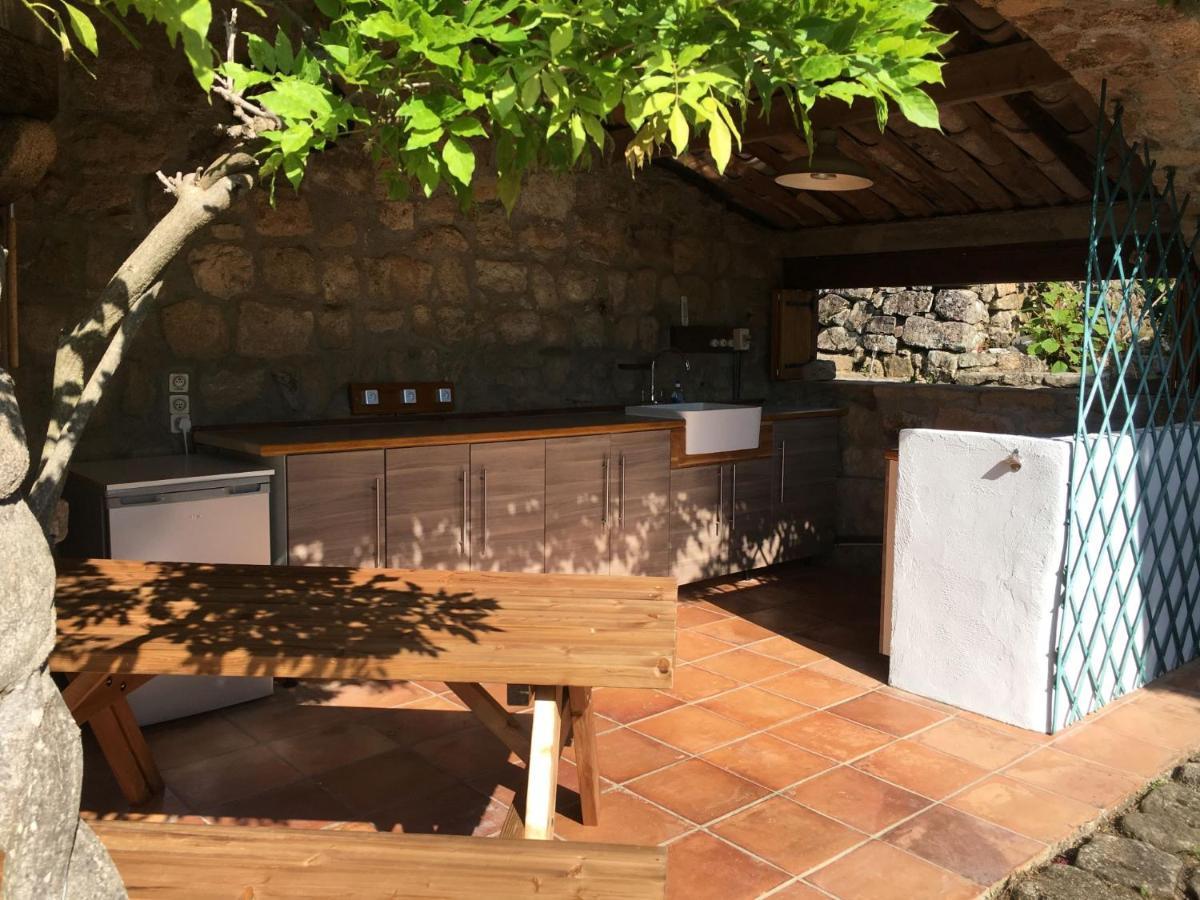 Mas De La Giralde - B&B Payzac  外观 照片